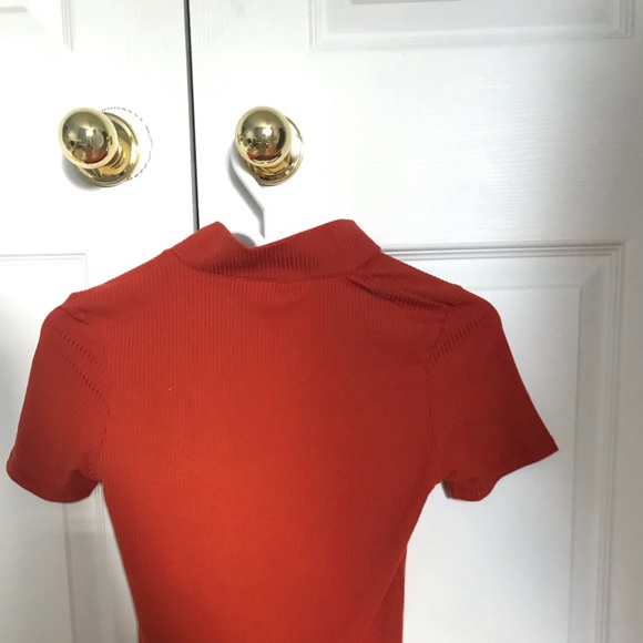 T-shirt - Picture 2 of 3